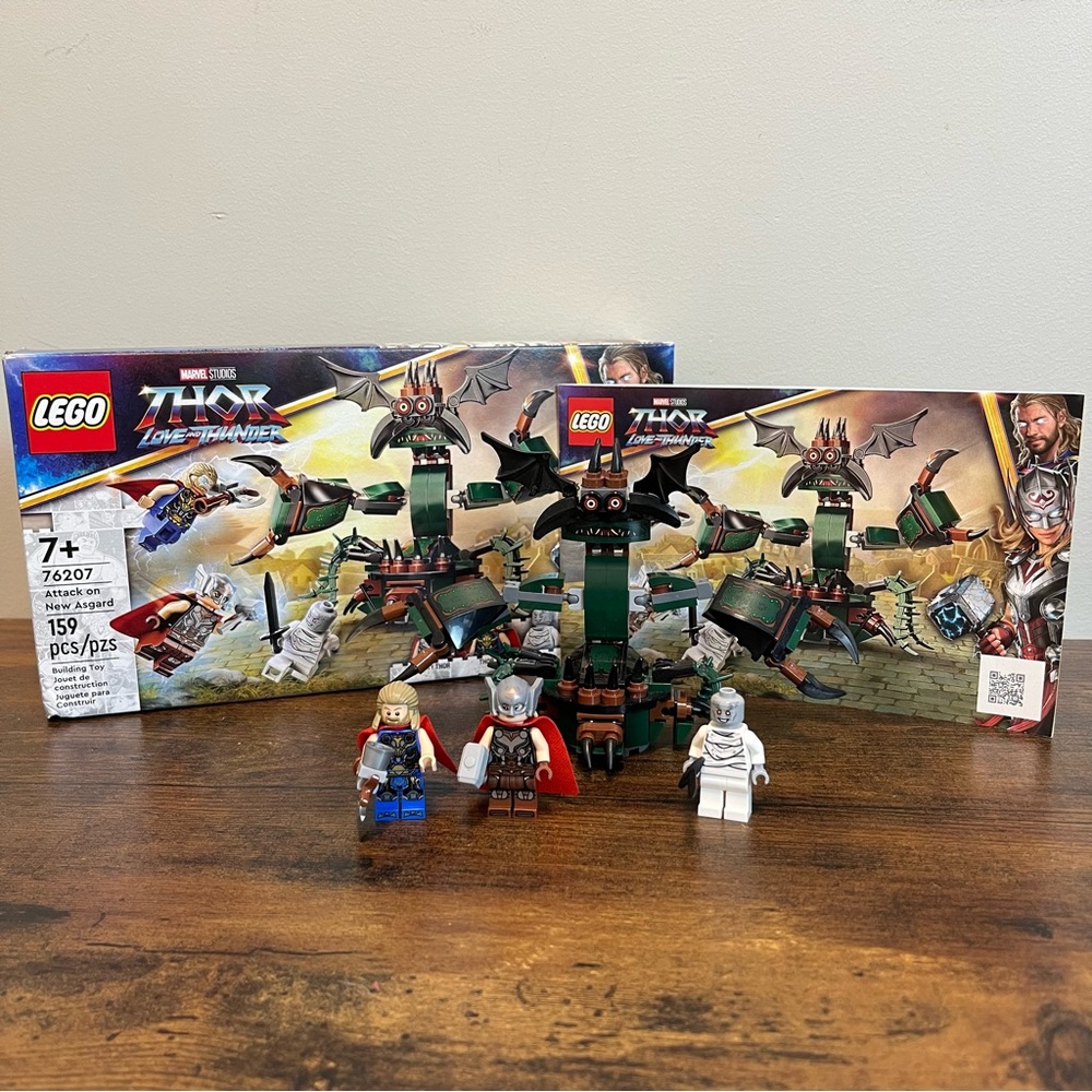 LEGO Marvel Thor Love & Thunder #76207 Attack on New Asgard